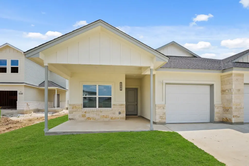 506 Whirlaway Drive B, Jarrell