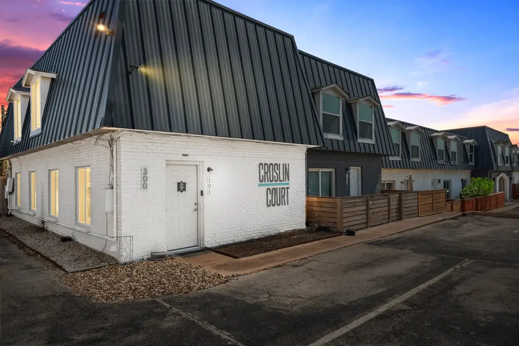 300 E Croslin Street 106, Austin