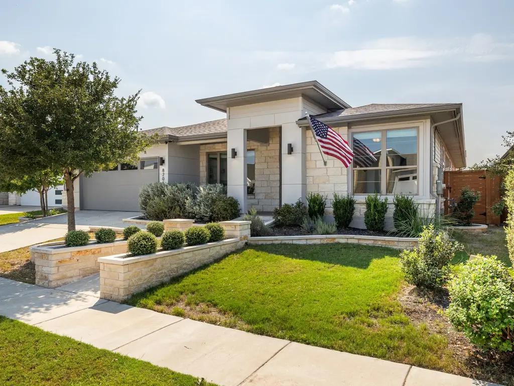 8205 Silhouette Street, Austin