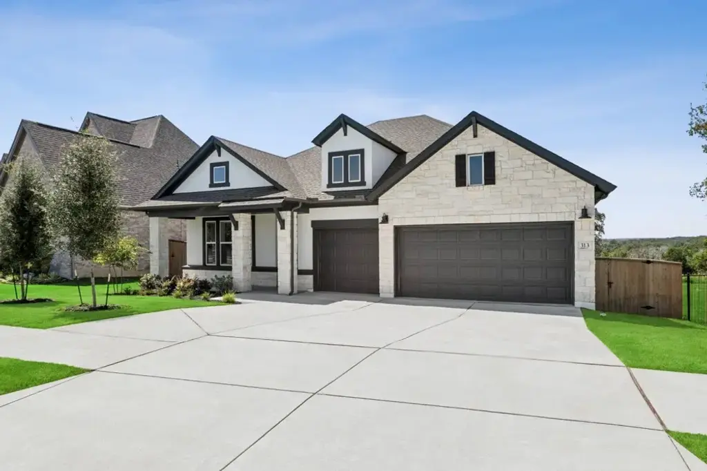 313 Puppy Dog Pass, San Marcos