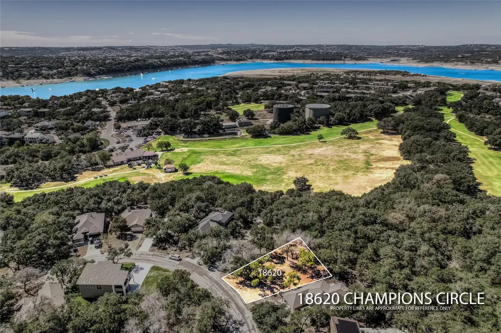 18620 Champions Circle, Point Venture