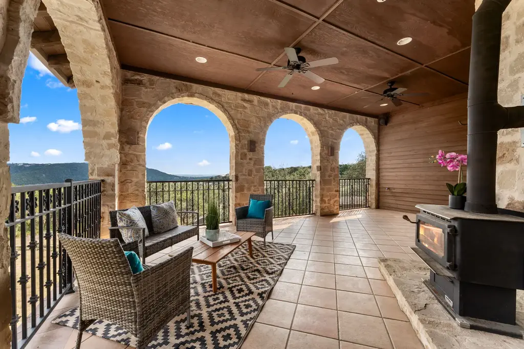 14707 Fm 2769 Road, Leander