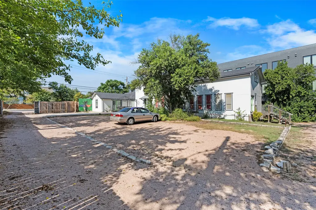 312 W Stassney Lane, Austin
