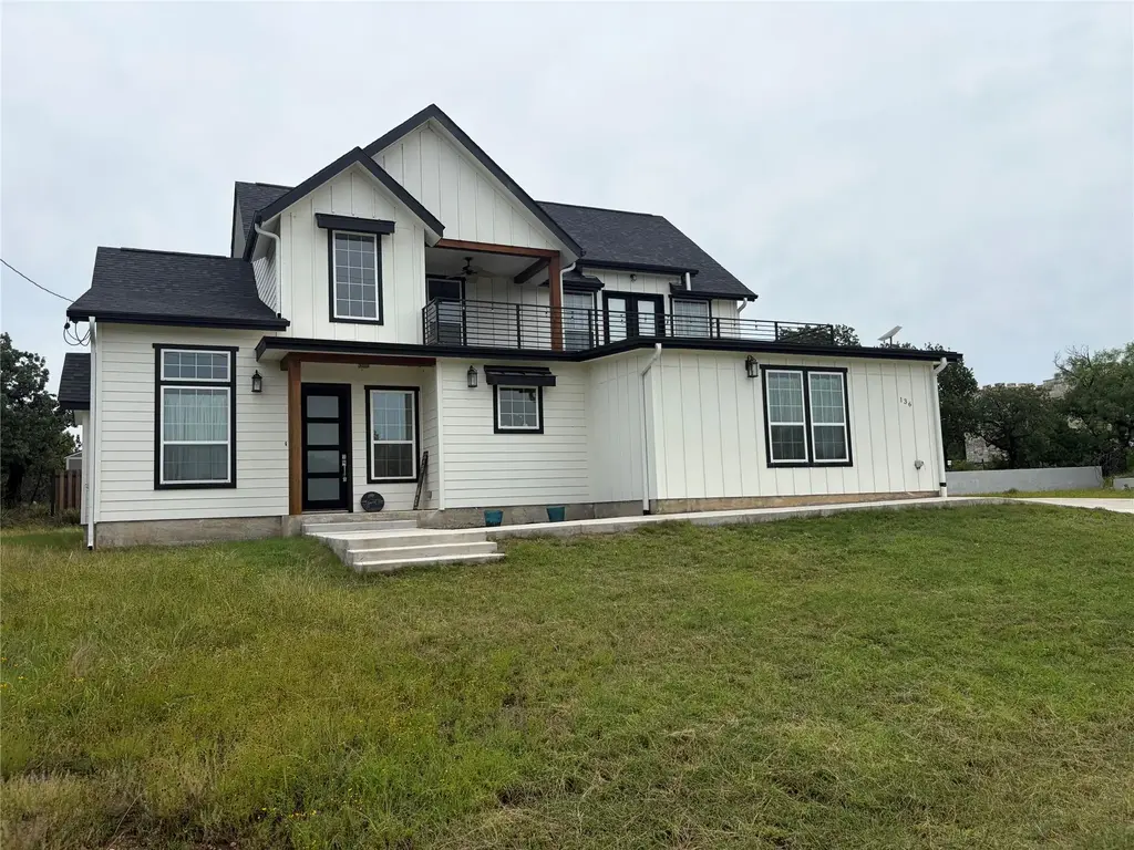 136 W Castlebriar Drive, Granite Shoals
