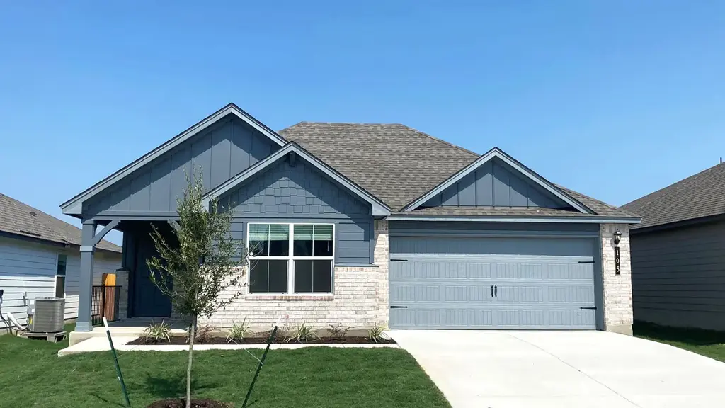 105 Little Green Trail, Jarrell