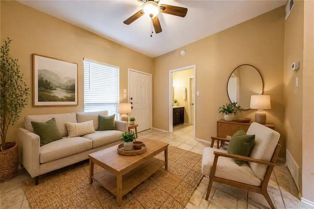 3206 King Street 208, Austin