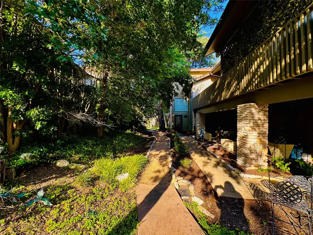 25 Stoney Creek Cove, Lakeway