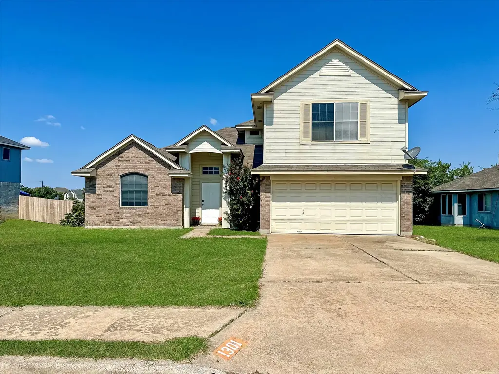1301 Waterfall Avenue, Leander