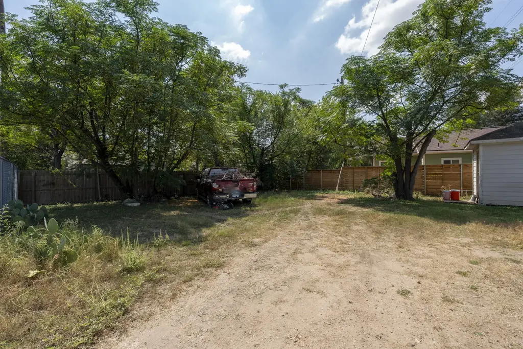 4803 Lott Avenue, Austin