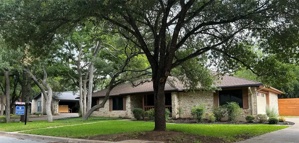 3502 Apache Forest Drive, Austin