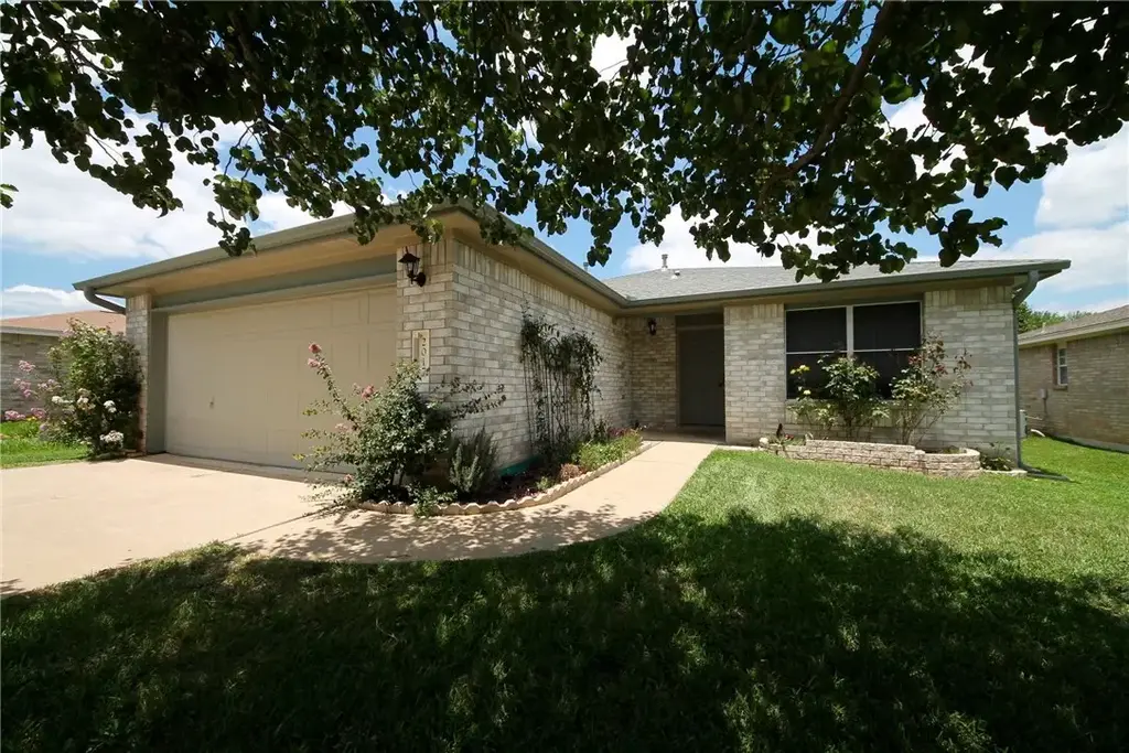 2017 Parksville Way, Cedar Park
