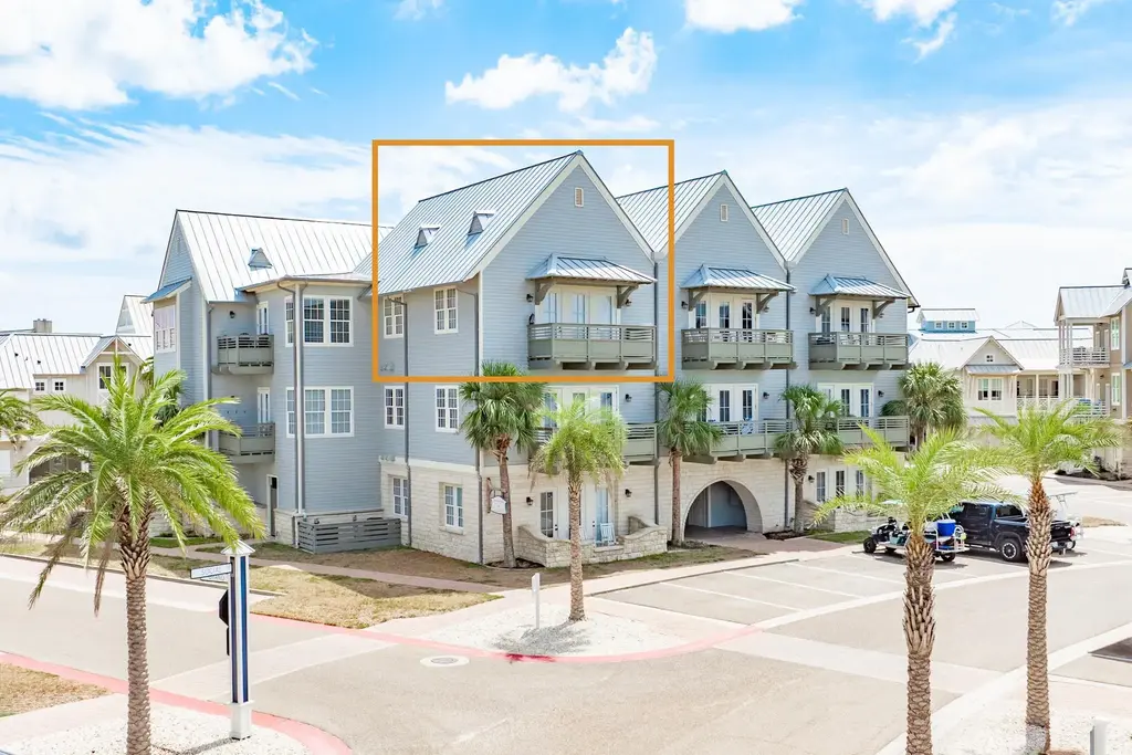 170 Social Circle 11, Port Aransas