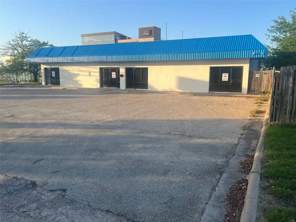 3405 E Central Texas Expressway (i-14) Expressway E 101, 102, 103, Killeen