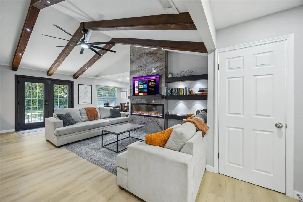10414 Quail Ridge Drive, Austin