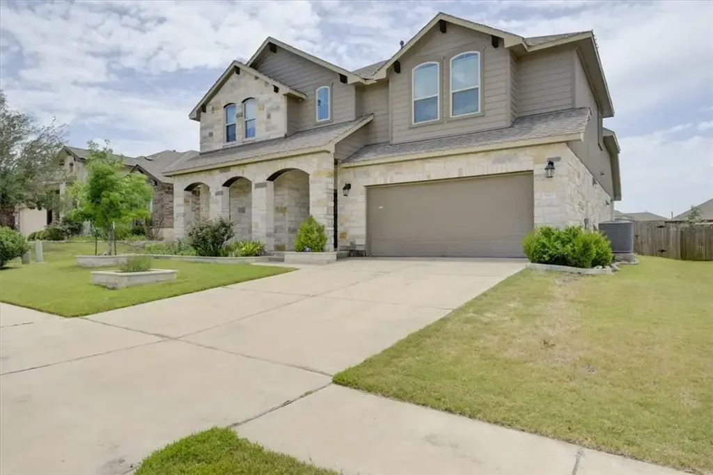 1910 Texoma Drive, Round Rock