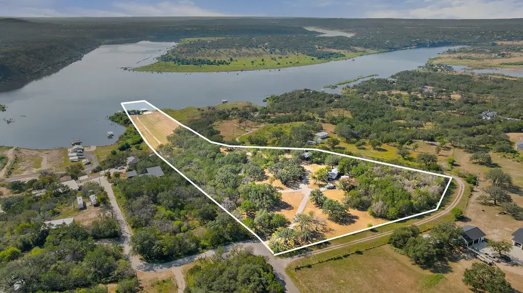 111 Swift Water Road, Marble Falls