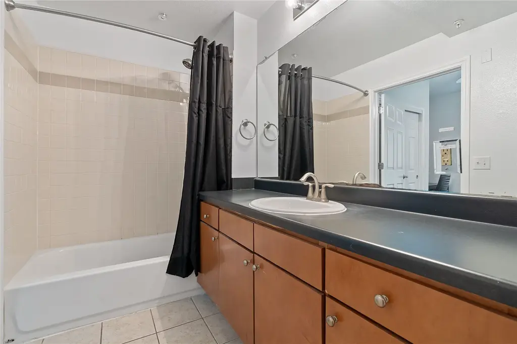 2515 Pearl 103, Austin