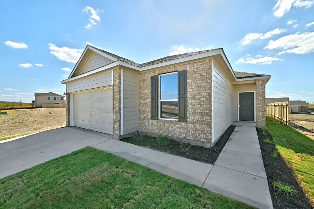 13305 Riversdale Road, Del Valle