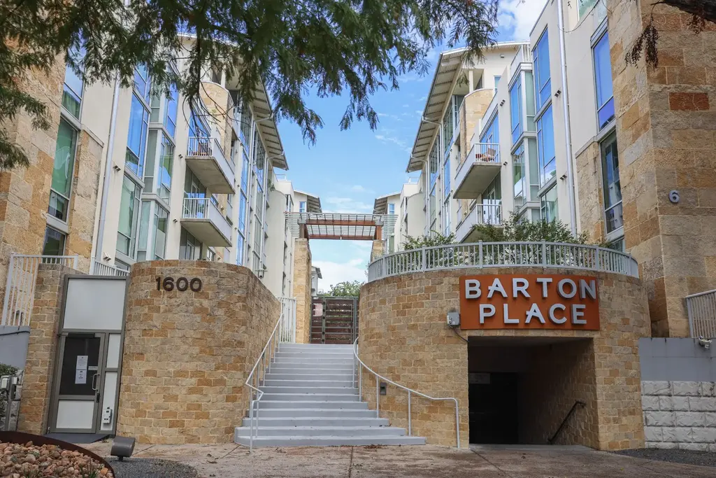 1600 Barton Springs Road 5610, Austin