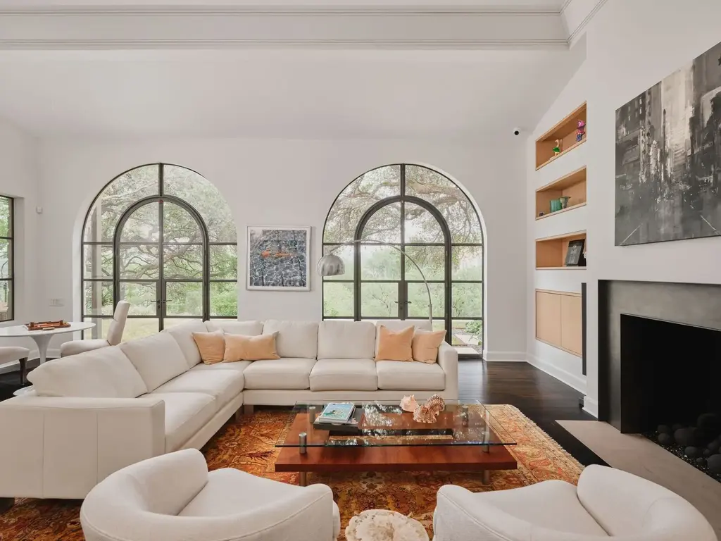 5301 Maryanna Drive, Austin