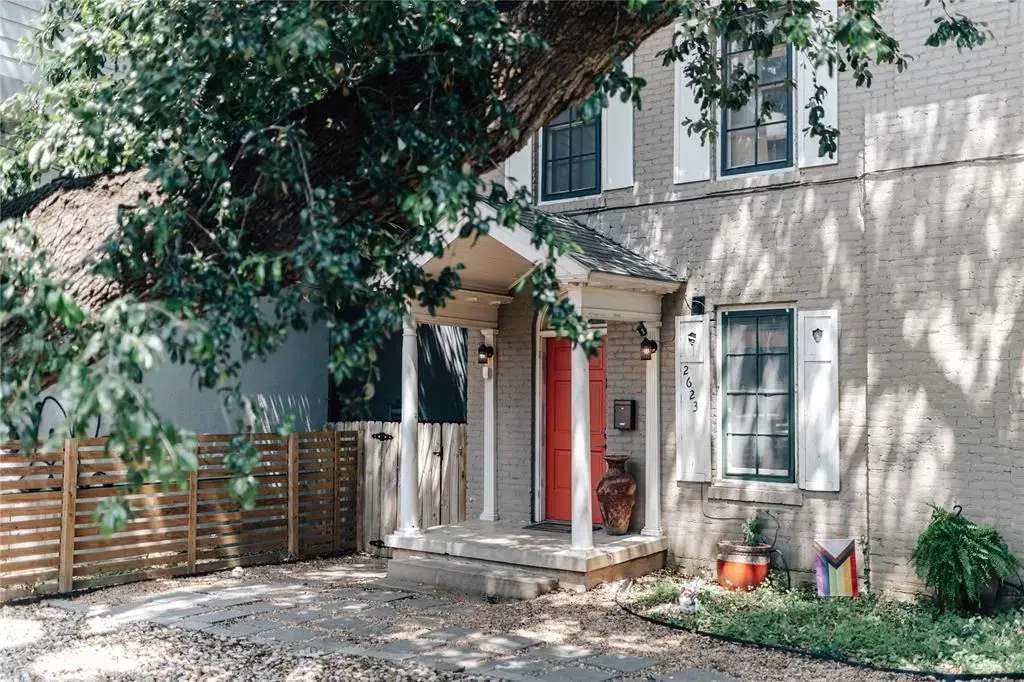 2623 Salado Street, Austin