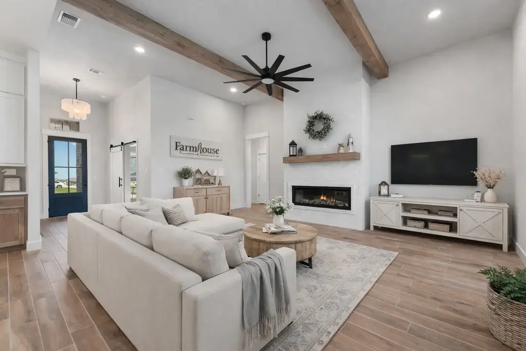 8621 Austin Turner Trail, Killeen