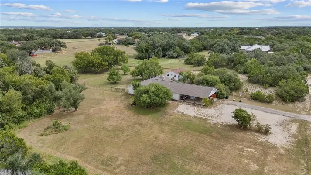 200 Rowlett Road, Liberty Hill