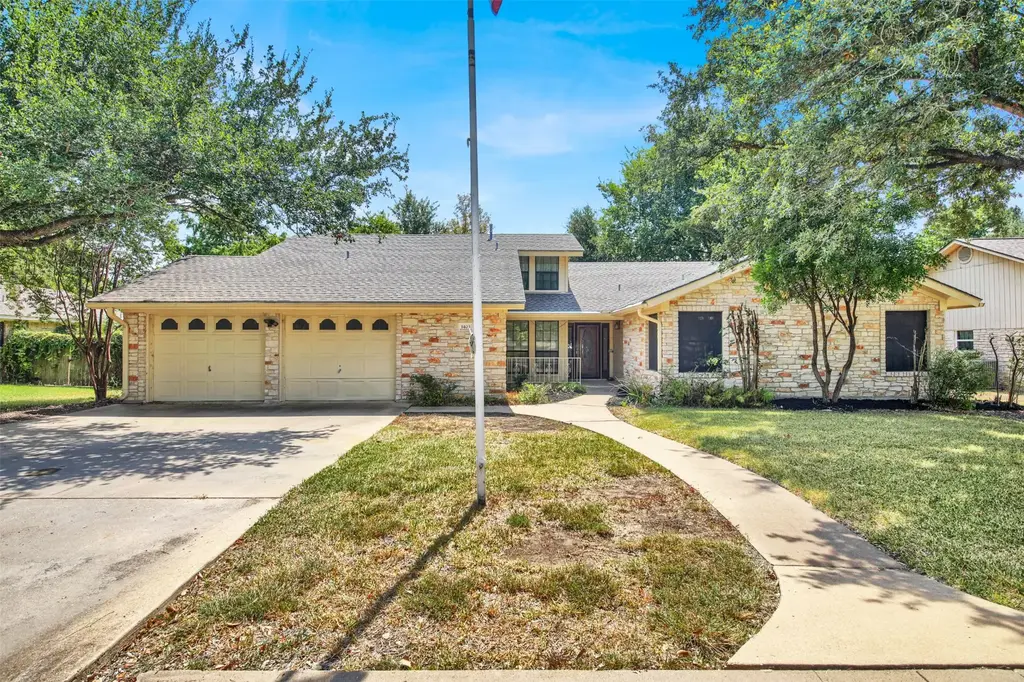 1403 Stone Ridge Drive, Taylor