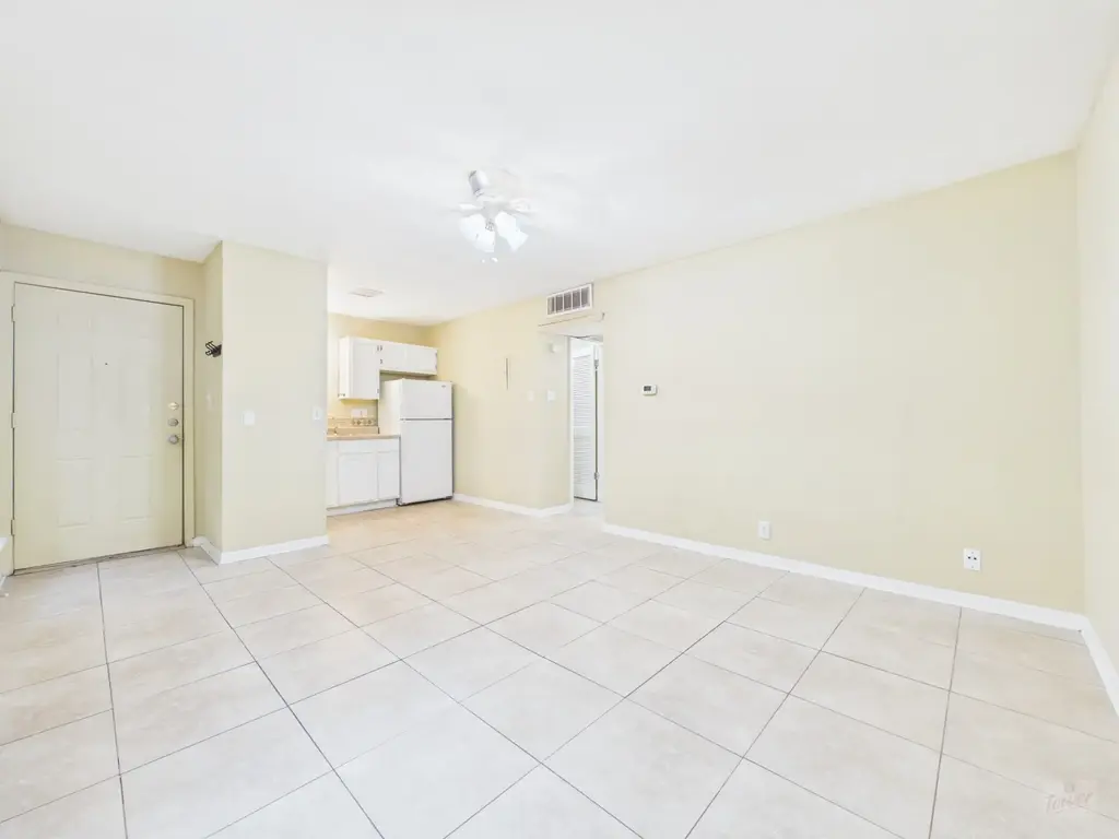 1000 W 26th Street 106, Austin