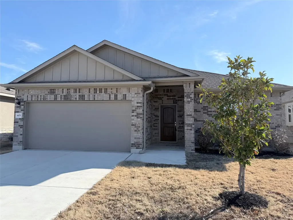 605 Elm Green Street, Hutto