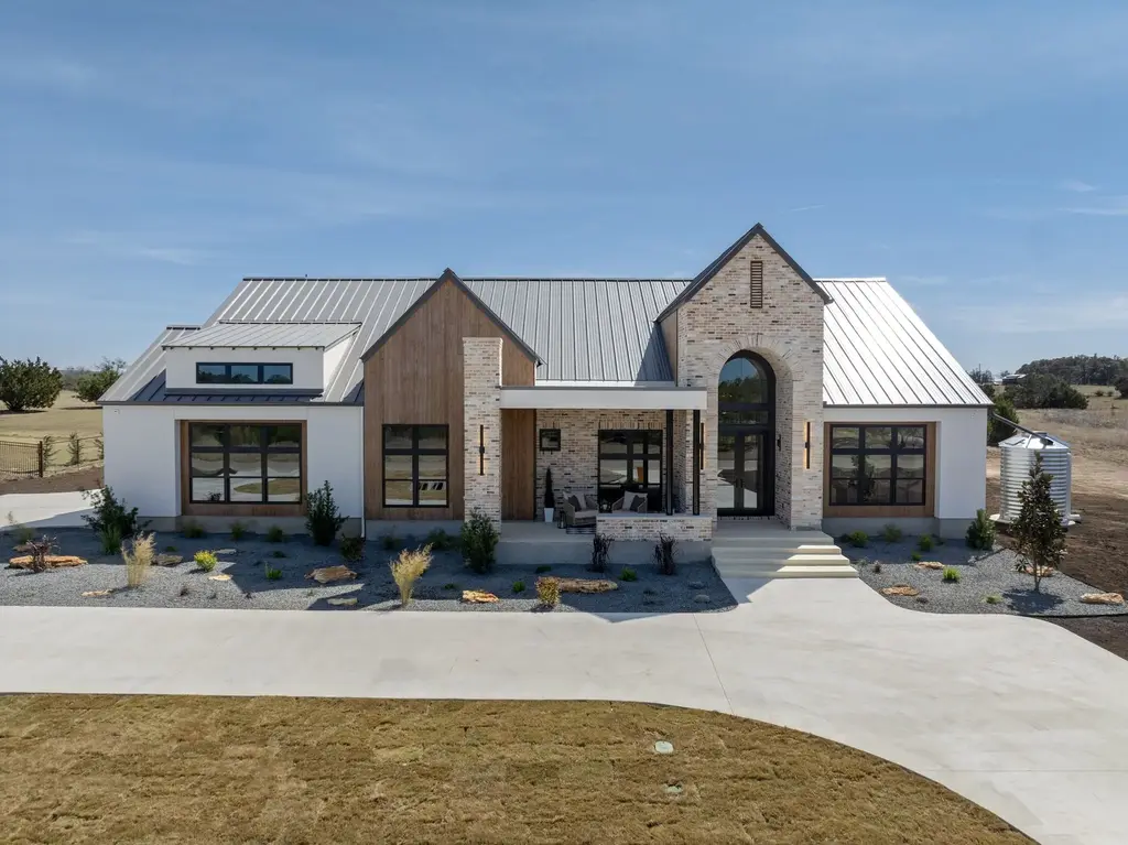 108 Lantana Bud Trail, Liberty Hill
