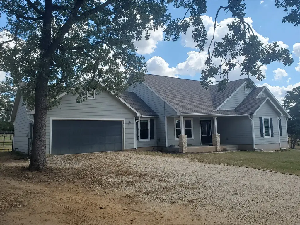 4319 County Road 455, Thorndale
