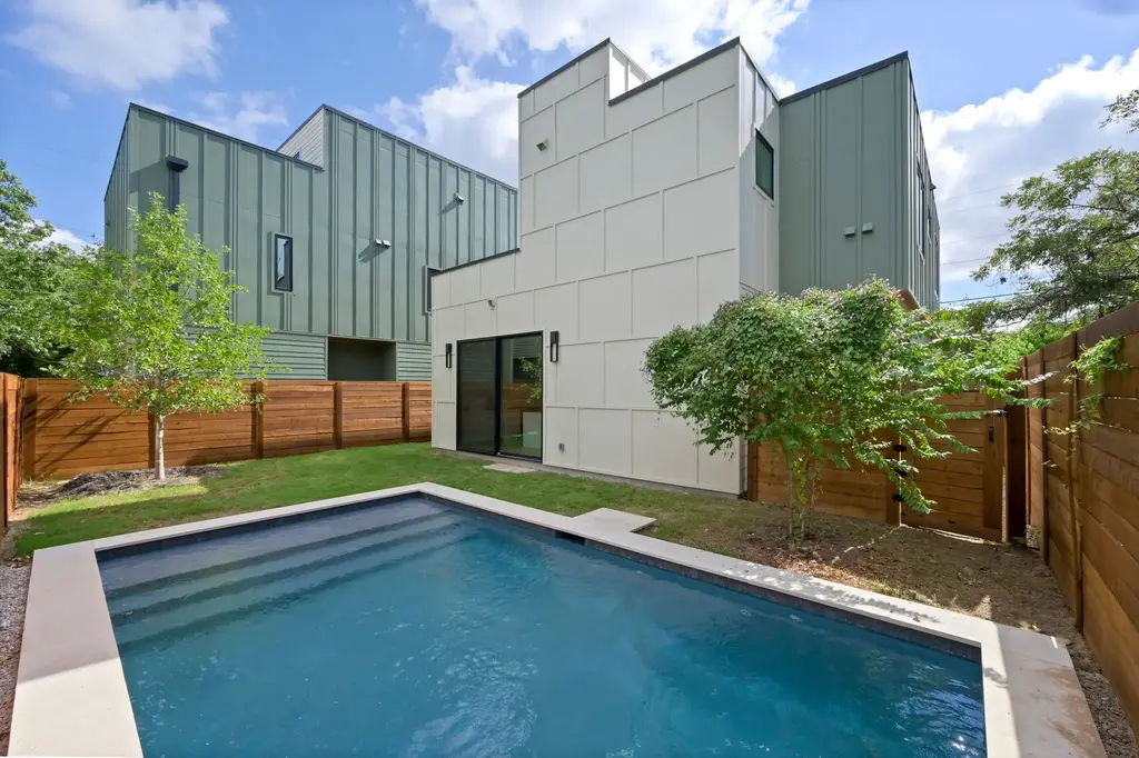 1104 1/2 Gunter Street, Austin