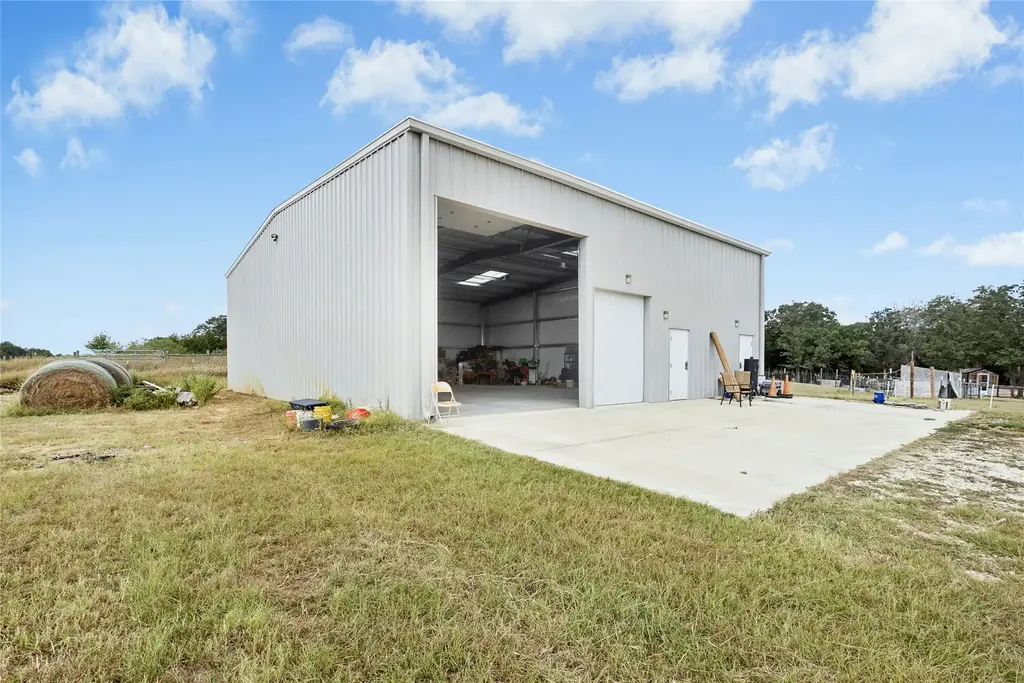1498 County Road 313, Lexington