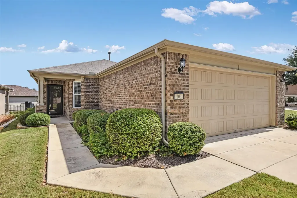 103 Mud Creek Cove, Georgetown