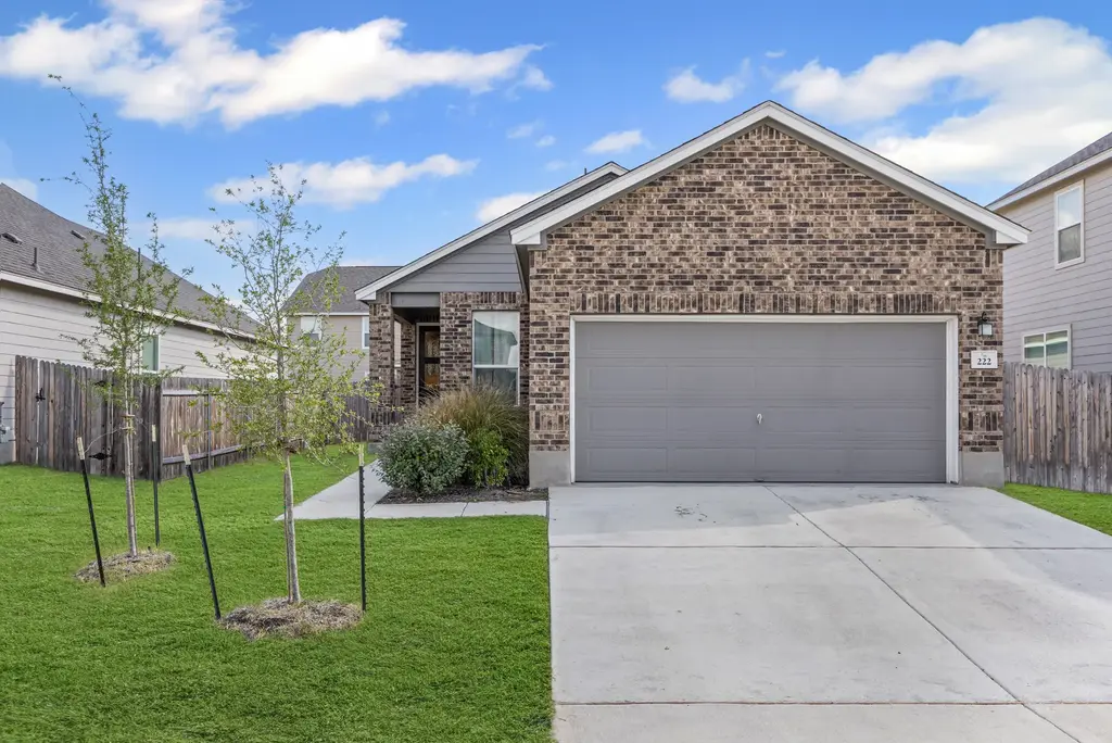 222 Summit Drive, Lockhart
