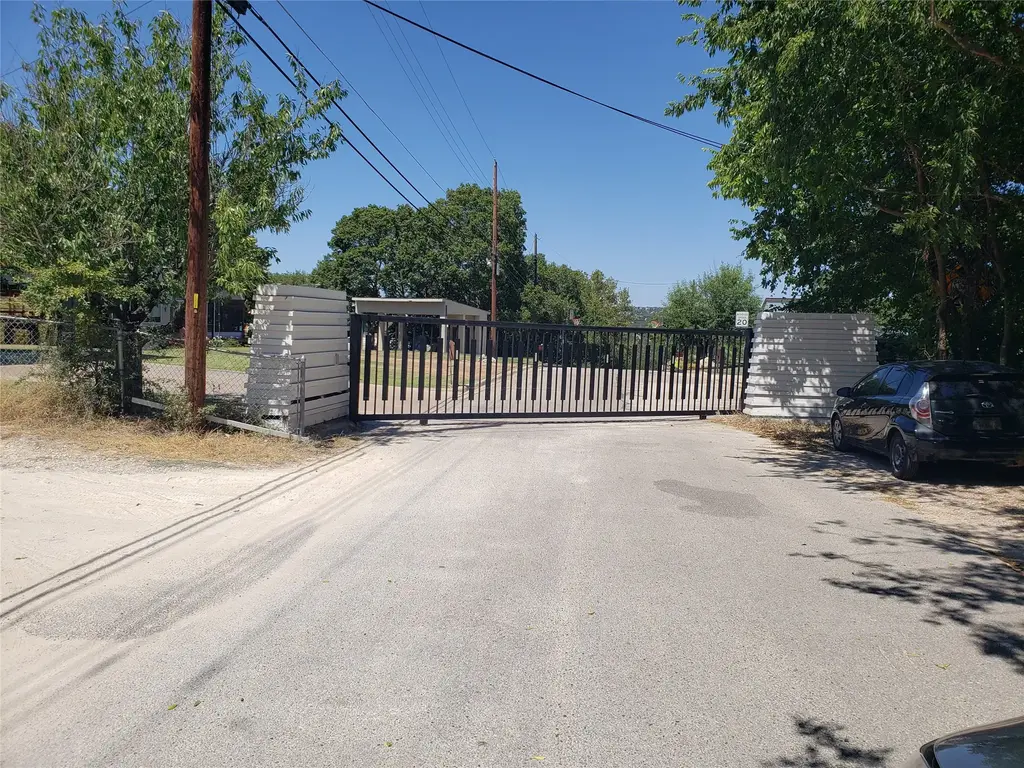 1803 Lipan Trail, Austin