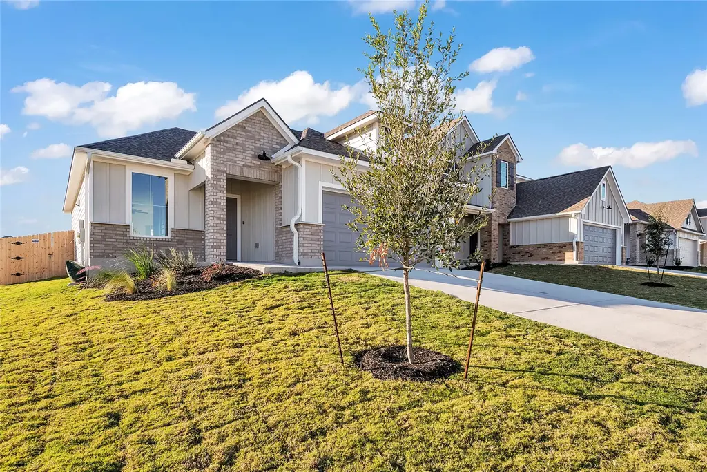 270 Boatright Boulevard, Jarrell