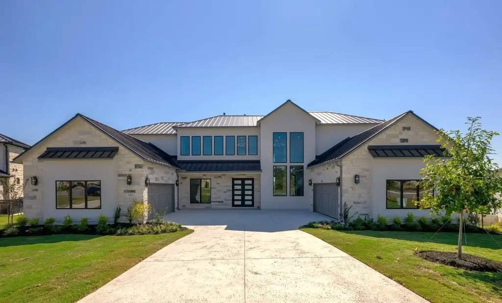942 Bristol Creek Bend, Lakeway