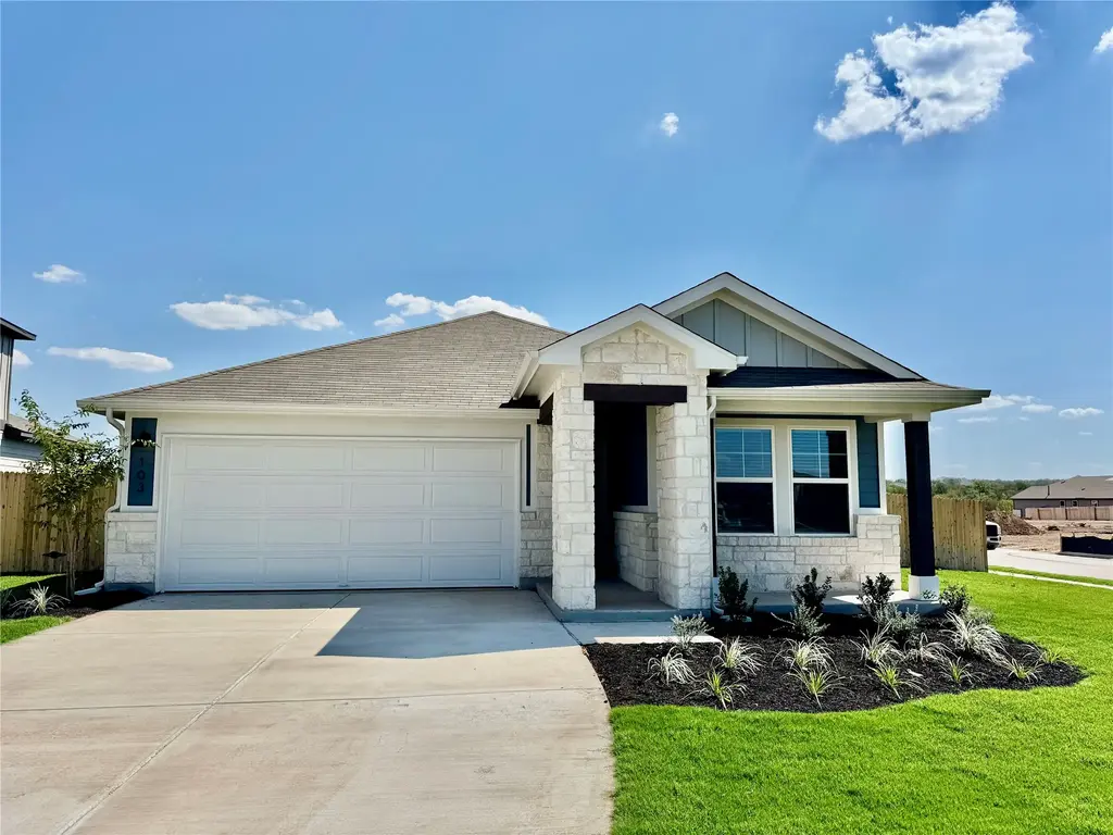 103 Osprey Chain, Cedar Creek