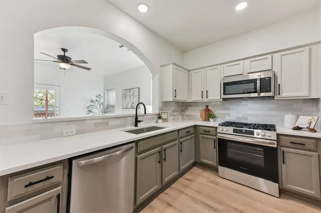 812 Northcreek Boulevard, Leander