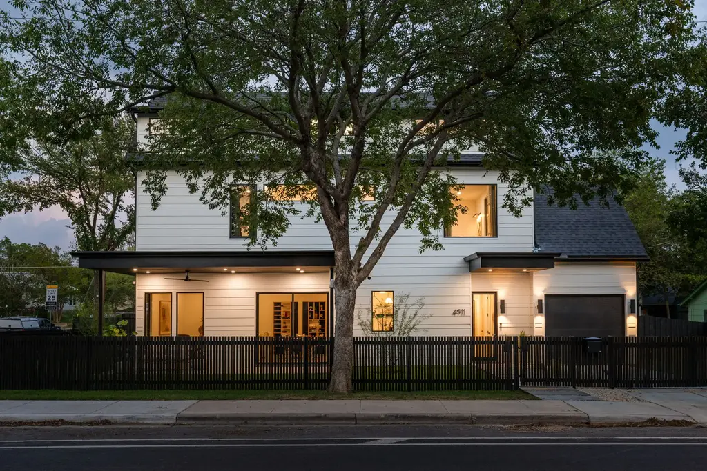 4911 Duval Street, Austin