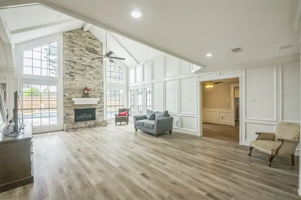 18318 Widcombe Drive, Houston