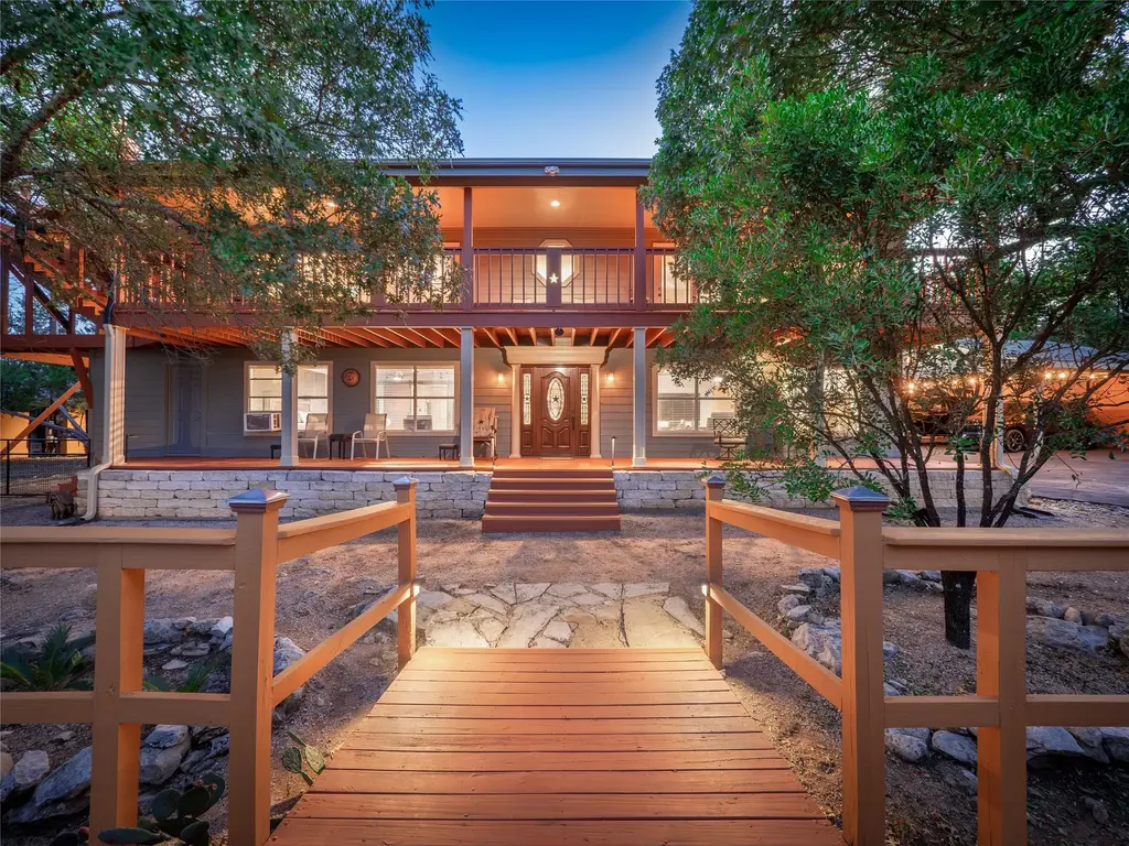 2706 Tradewind Drive, Spicewood