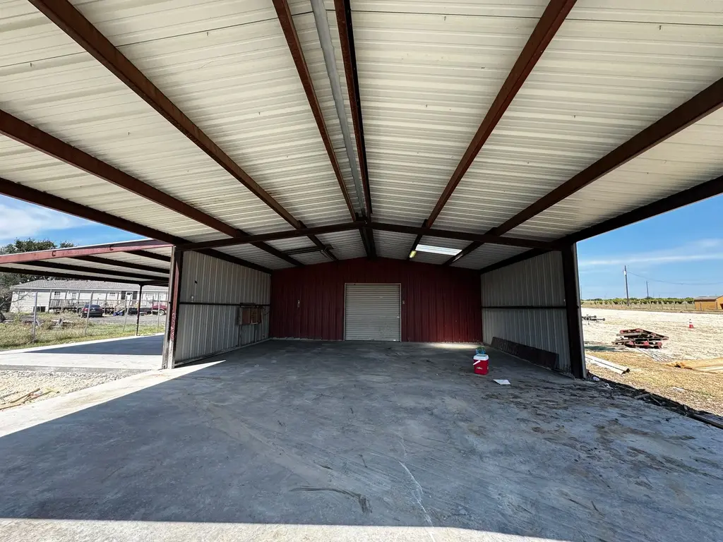 12289 N Highway 183 100, Florence