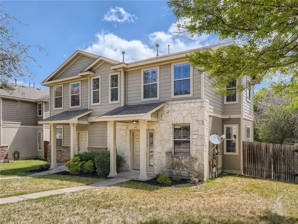 13913 Harris Ridge Boulevard B, Pflugerville