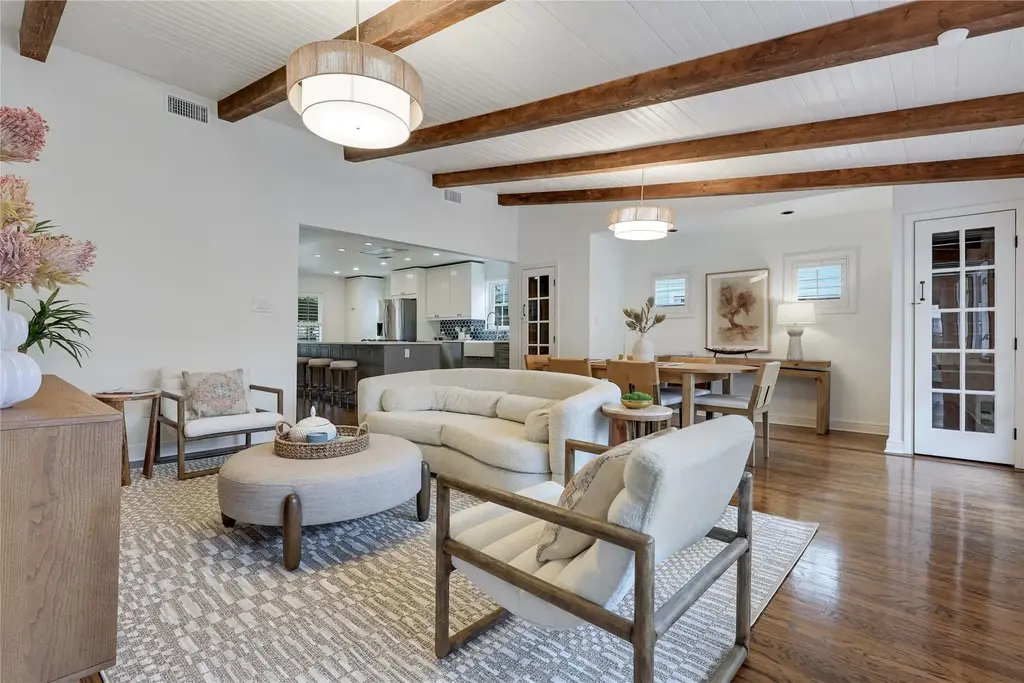 2908 Perry Lane, Austin