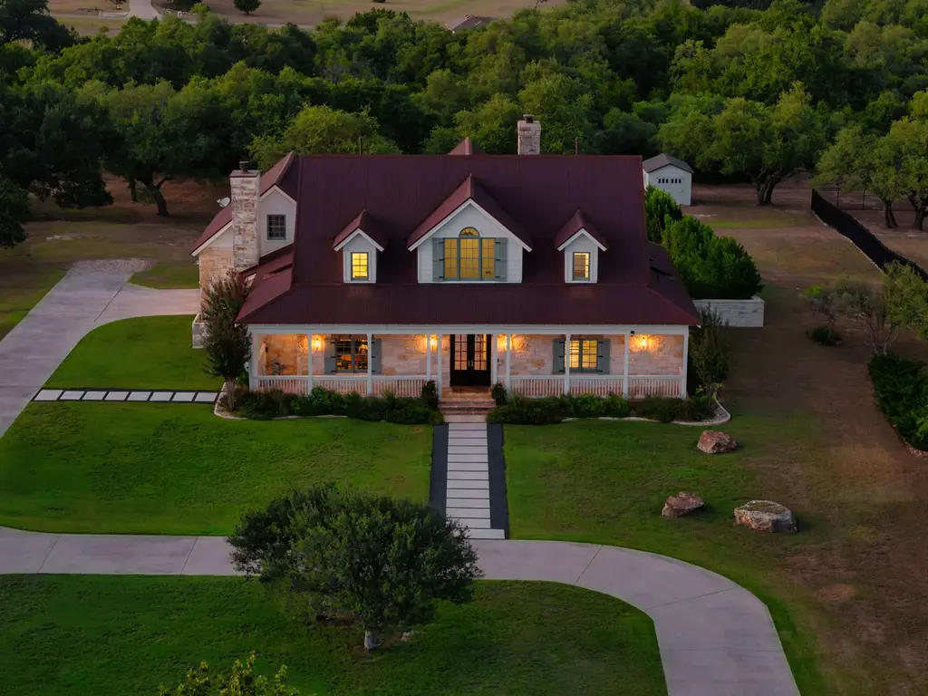 148 Trailmaster Circle, Driftwood