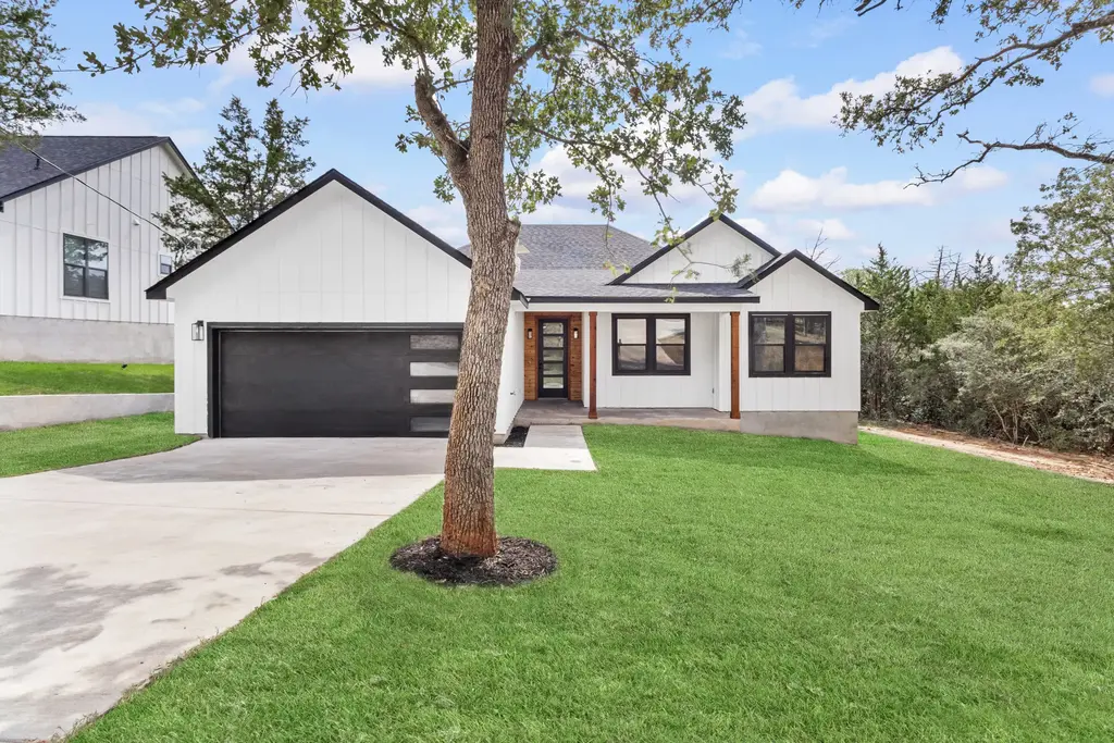 171 Lamaloa Lane, Bastrop