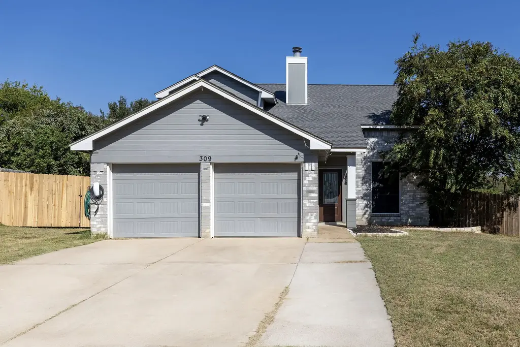 309 Caladium Court, Georgetown